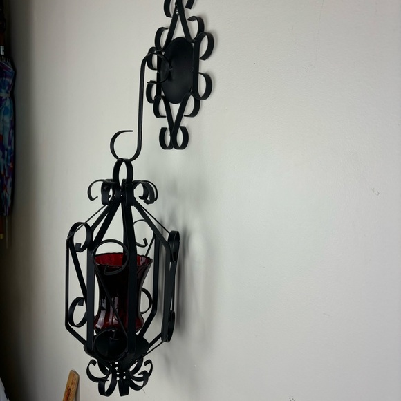 MCM-hanging metal scroll lantern with red glass votive holder-Spanish/goth/Vtg - Picture 11 of 11